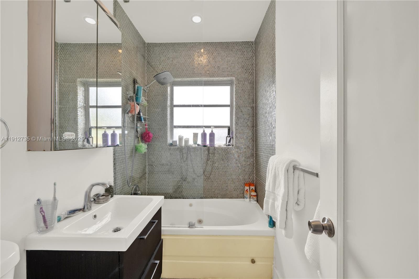 LINCOLN ROAD VILLAS SOUTH · #7 in Miami Beach - Photo 13