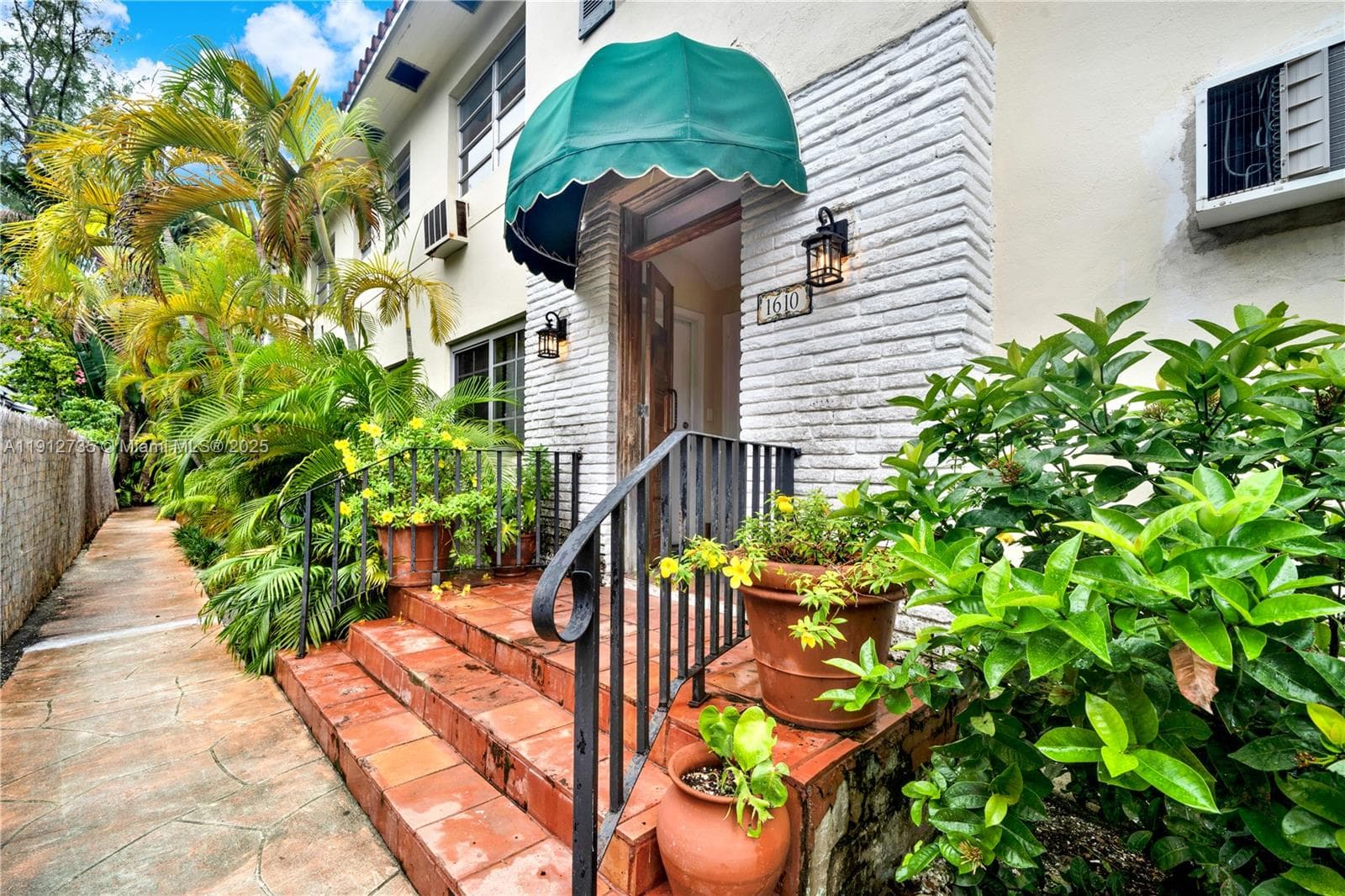 LINCOLN ROAD VILLAS SOUTH · #7 in Miami Beach - Photo 18