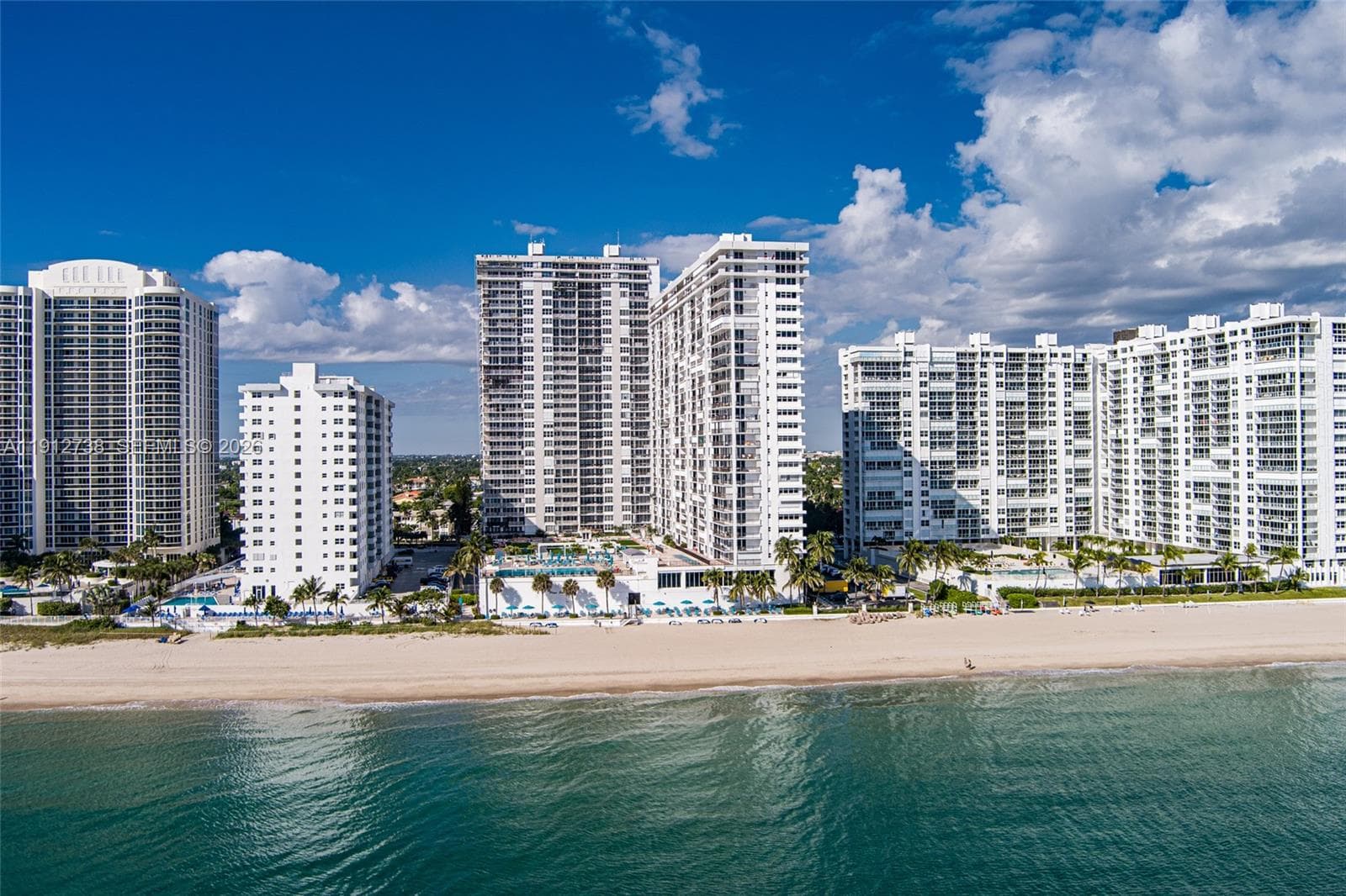 Plaza South Condo · #8F in Fort Lauderdale - Photo 2