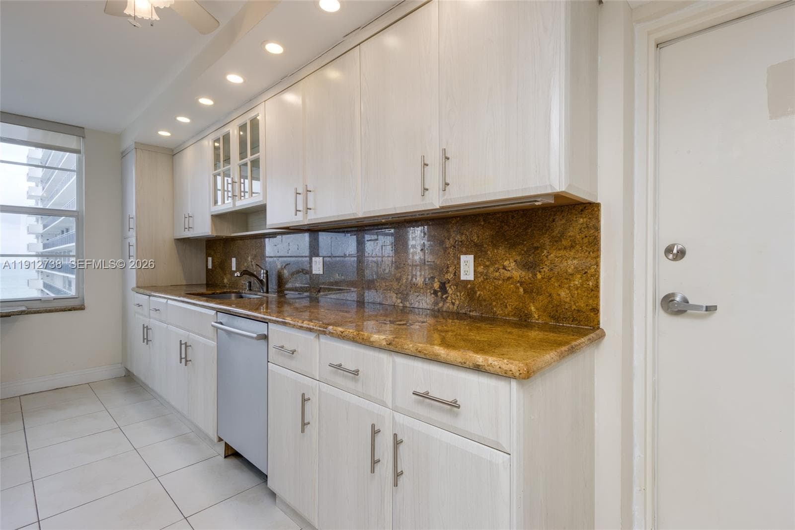 Plaza South Condo · #8F in Fort Lauderdale - Photo 13