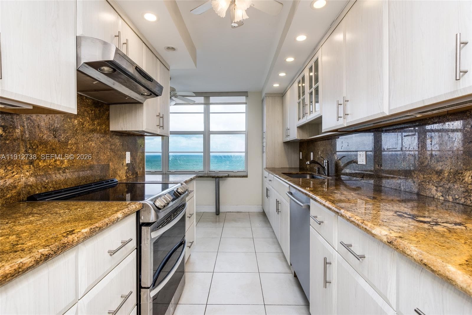 Plaza South Condo · #8F in Fort Lauderdale - Photo 11