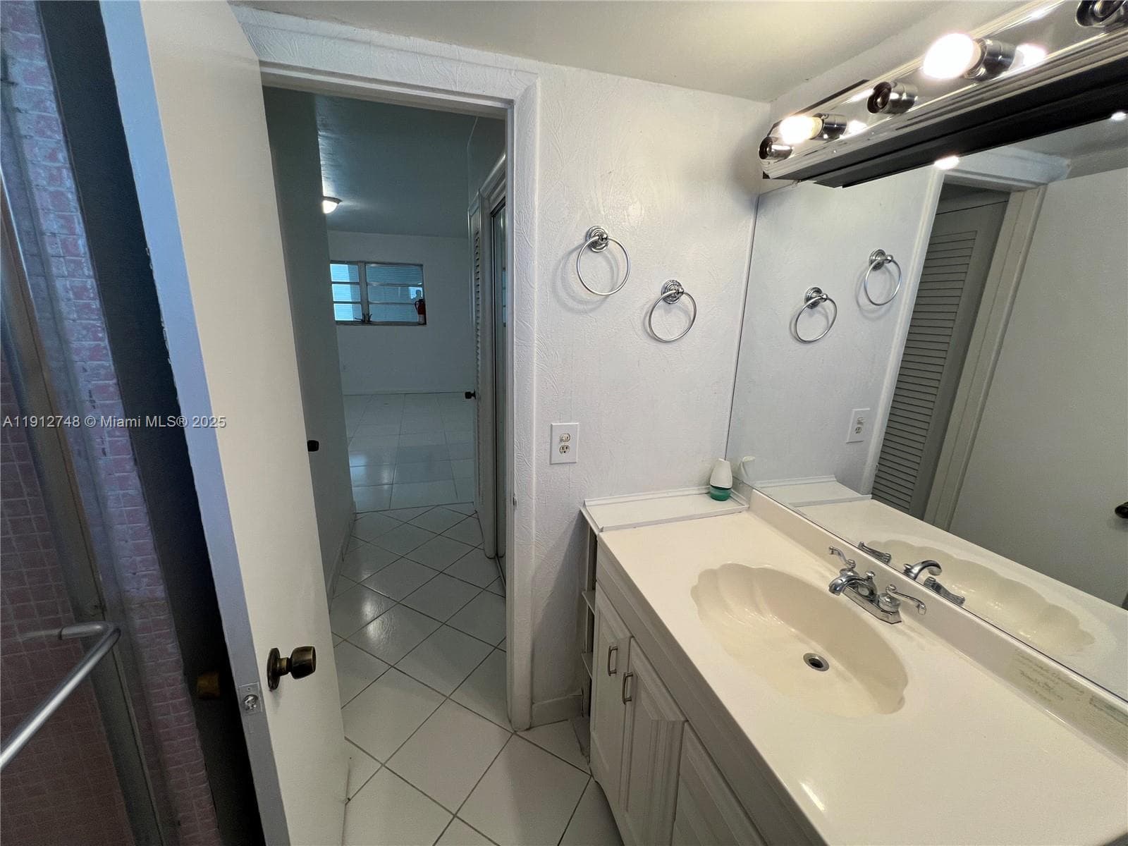 FIRST HORIZONS CONDO · #108-B in Miami - Photo 10
