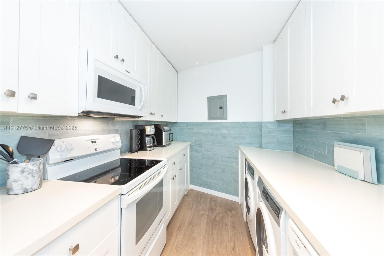 OCTAGON TOWERS I CONDO · #3D in Miami Beach - Photo 16