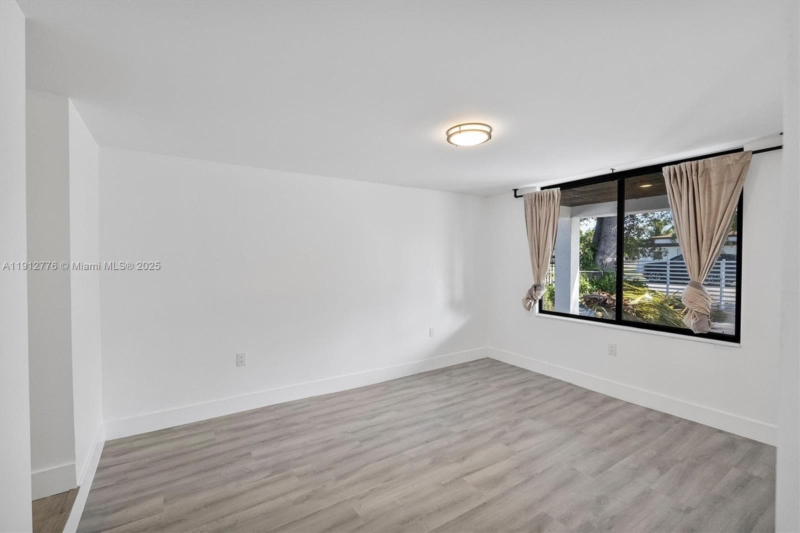 11730 NW 3rd Ave #0 photo 6