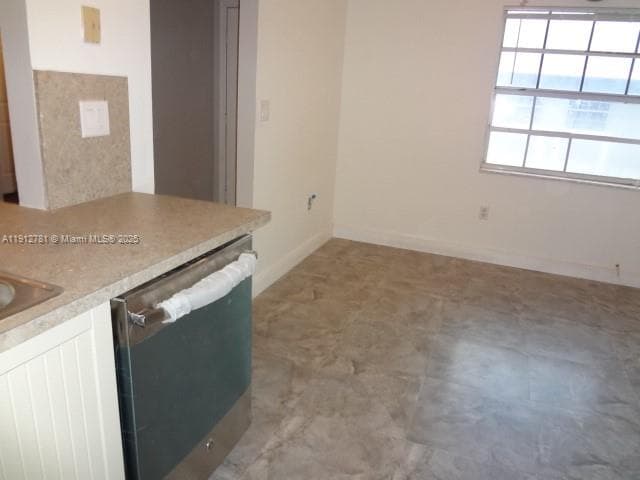 MONTEREY VILLAGE-TWO COND · #2037 in Miami - Photo 27