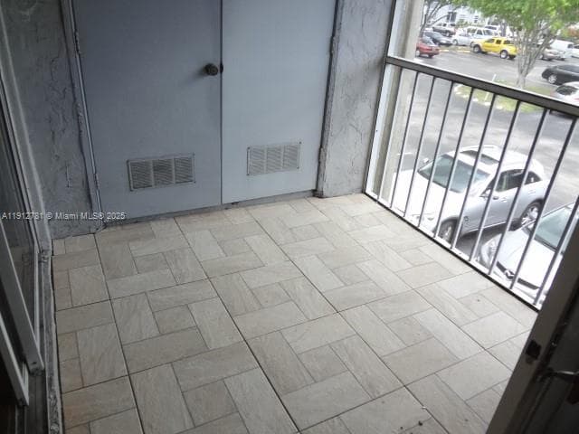 MONTEREY VILLAGE-TWO COND · #2037 in Miami - Photo 5
