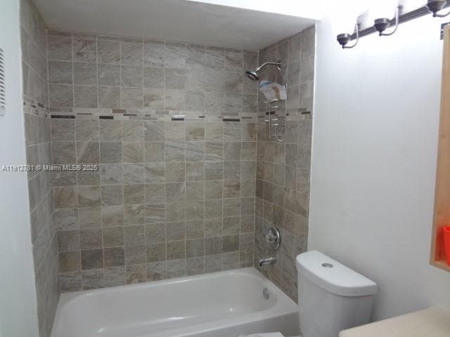 MONTEREY VILLAGE-TWO COND · #2037 in Miami - Photo 15