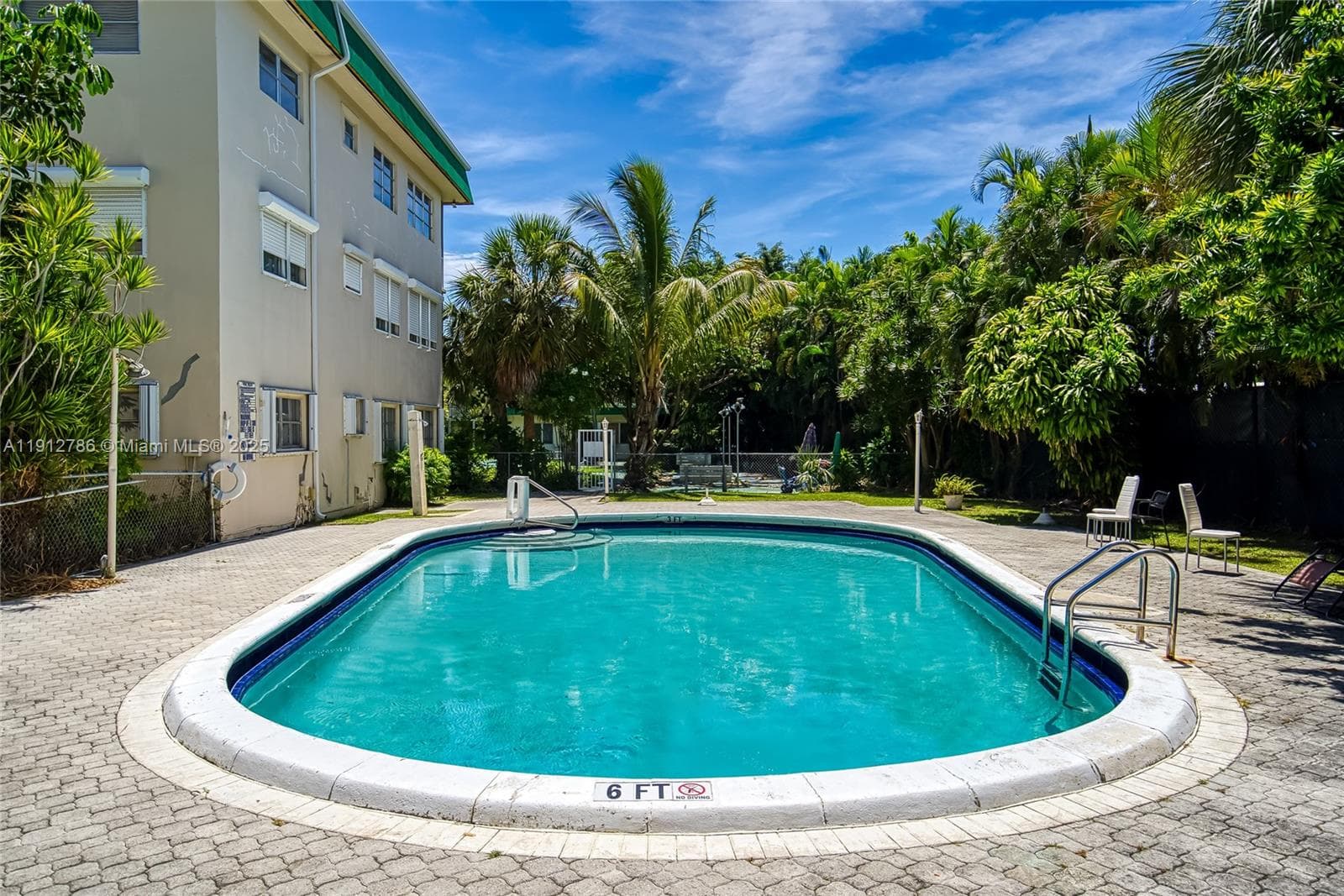 SEVENTEENTH GREEN CONDO · #340 in Hallandale Beach - Photo 17