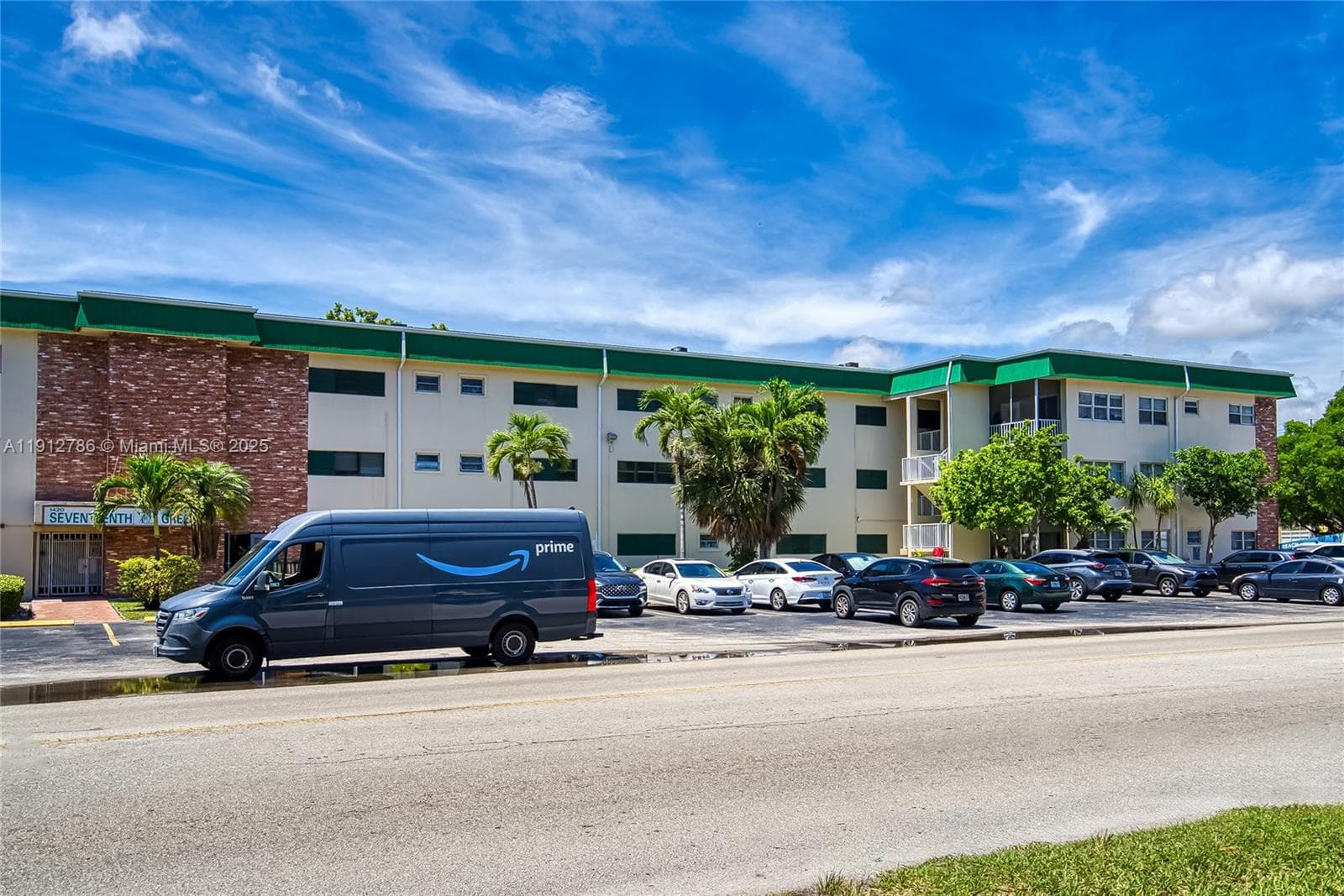 SEVENTEENTH GREEN CONDO · #340 in Hallandale Beach - Photo 26