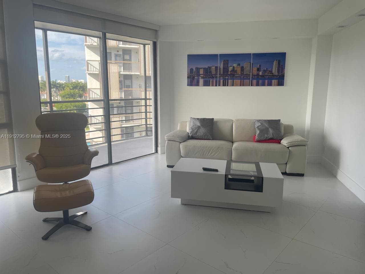 BISCAYA IV CONDO · #615 in Aventura - Photo 1