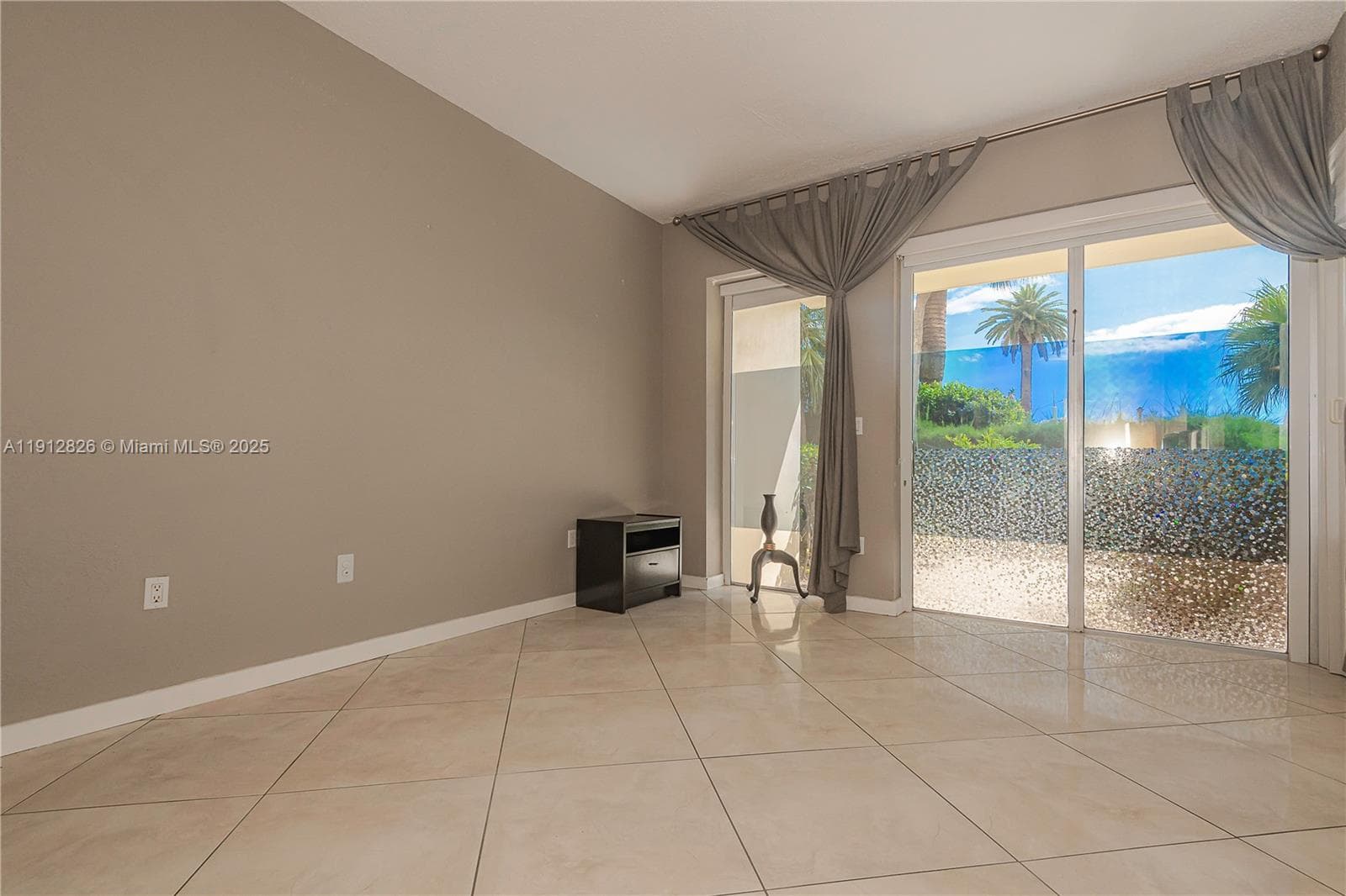 JOCKEY CLUB CONDO · #1G in Miami - Photo 22
