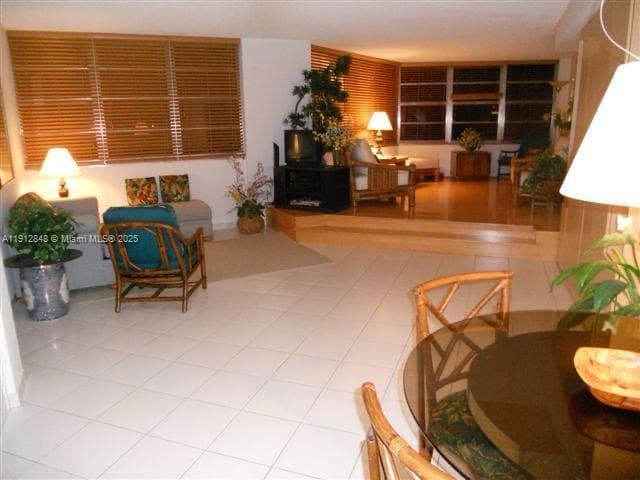 Four Ambasadors · #931 in Miami - Photo 6