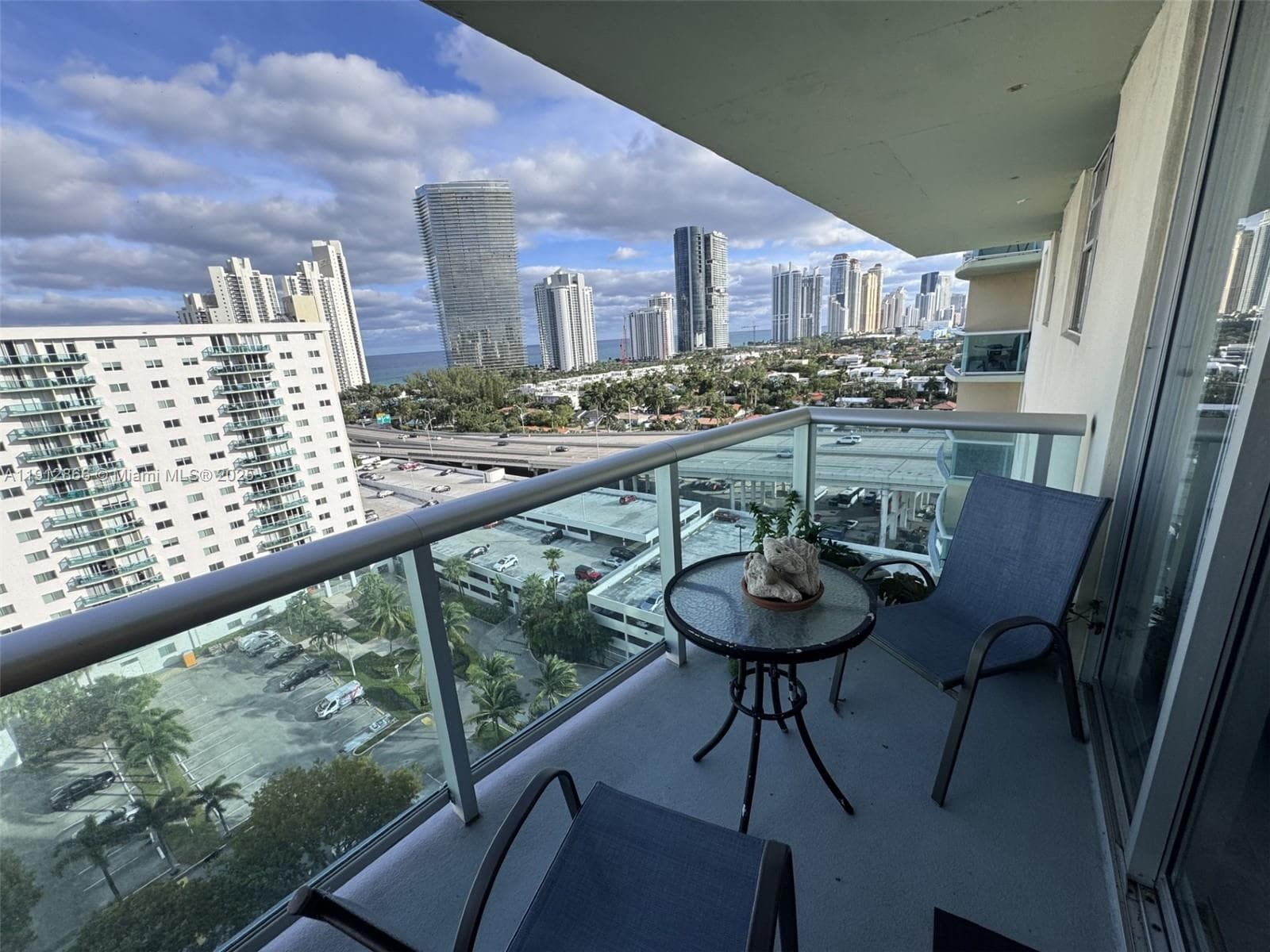 Oceanview · #1608 in Sunny Isles Beach - Photo 17