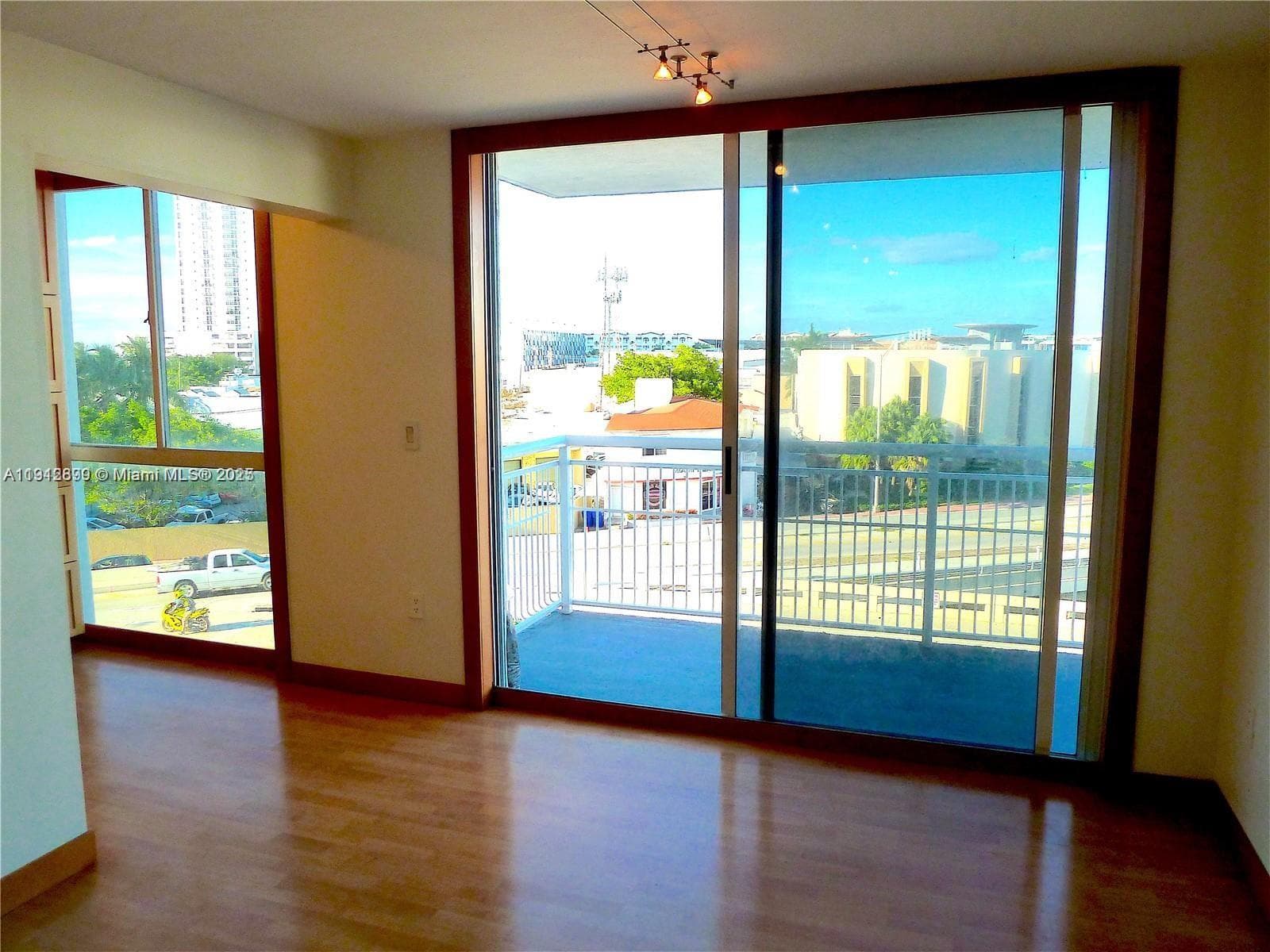 WEST BAY PLAZA CONDO UNIT · #405 in Miami Beach - Photo 23