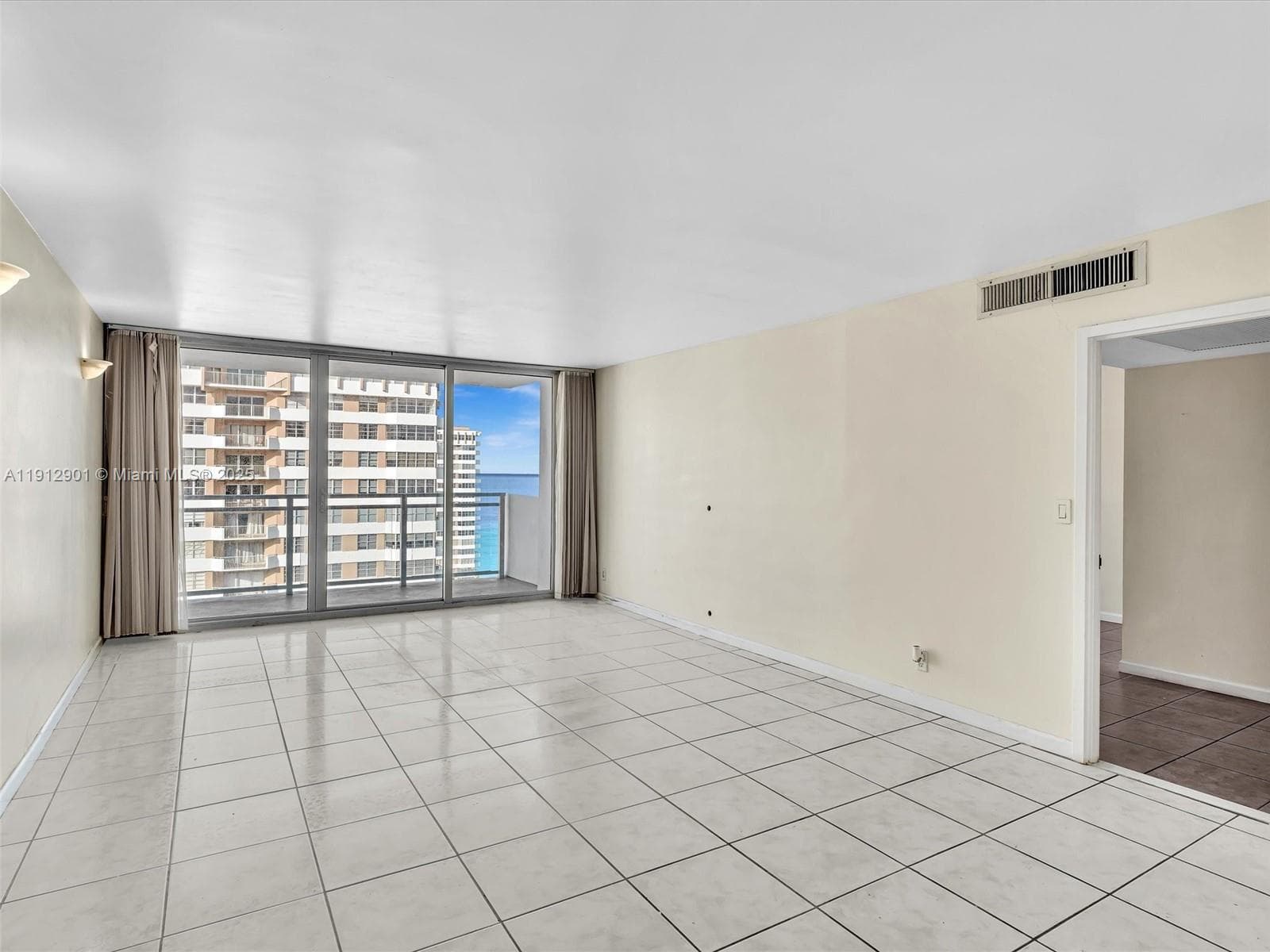 PARKER PLAZA CONDO · #2024 in Hallandale Beach - Photo 17