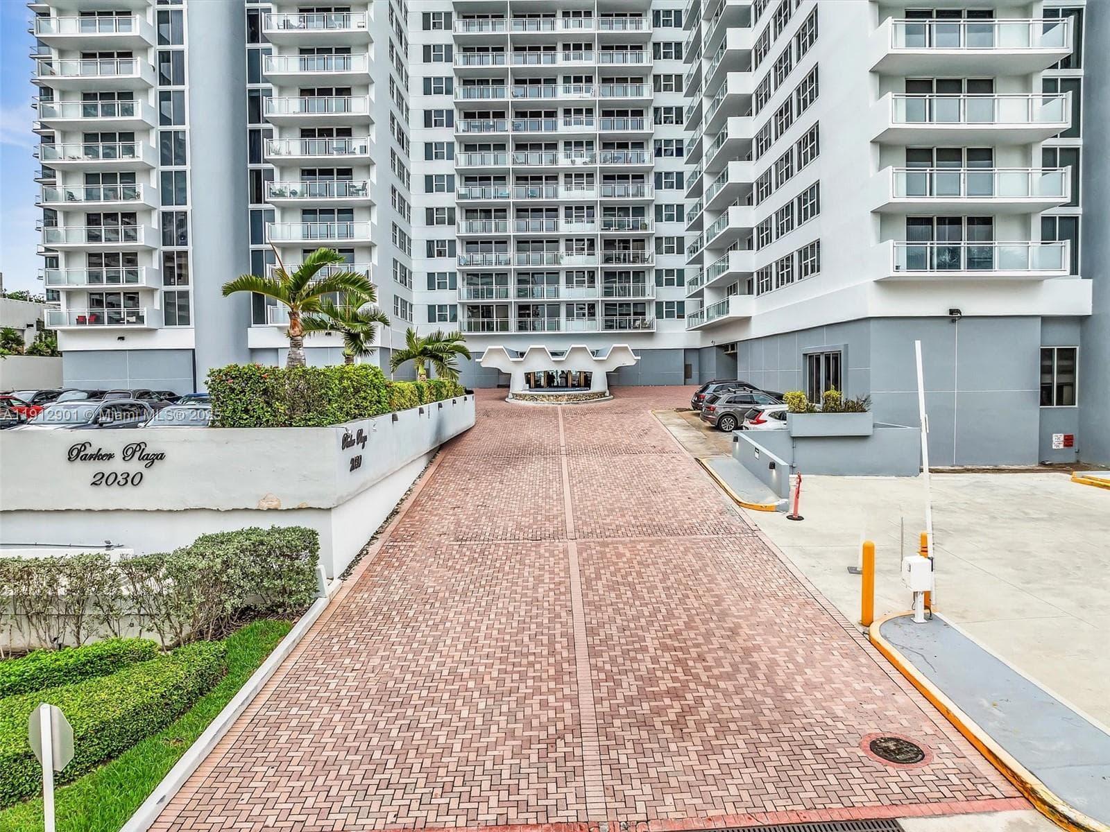 PARKER PLAZA CONDO · #2024 in Hallandale Beach - Photo 48