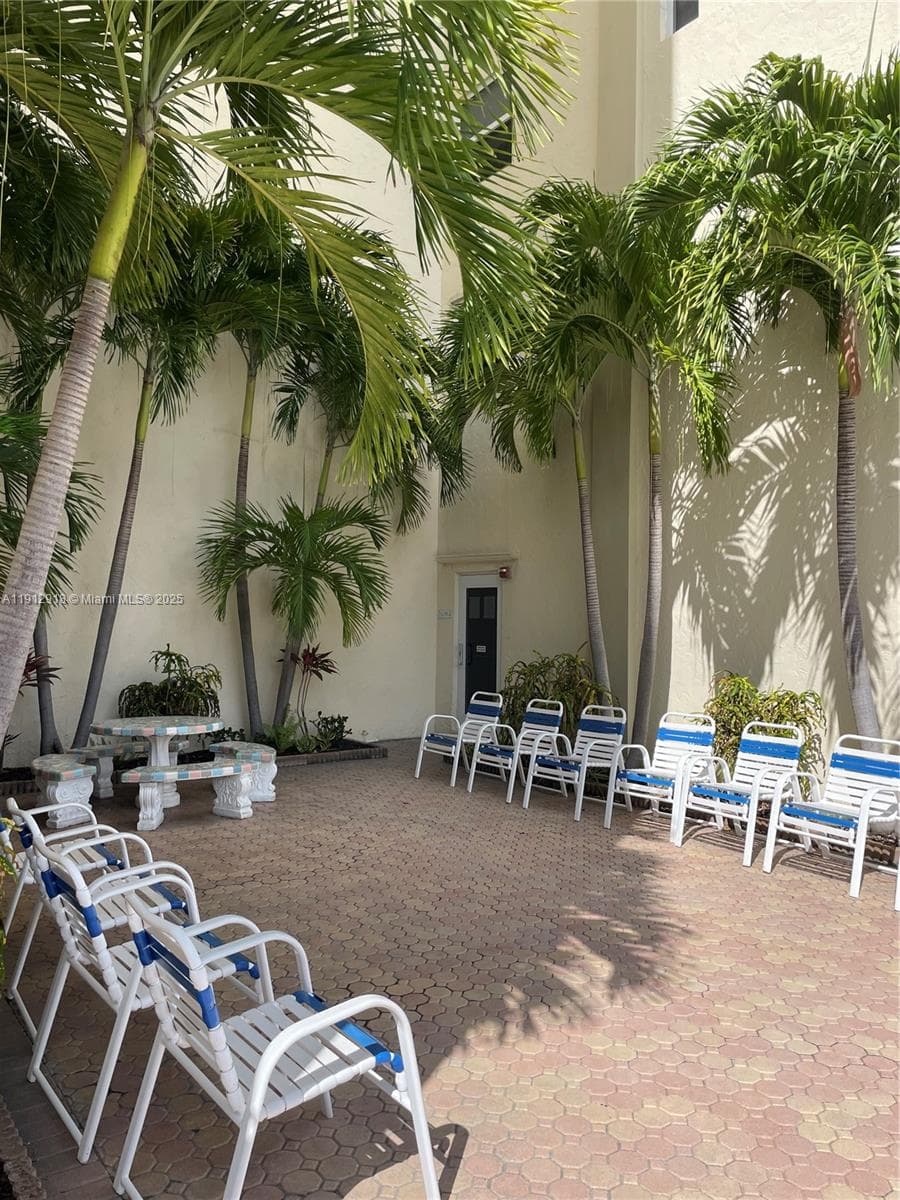 VICTORIA PARK CONDO · #1004 in Fort Lauderdale - Photo 20