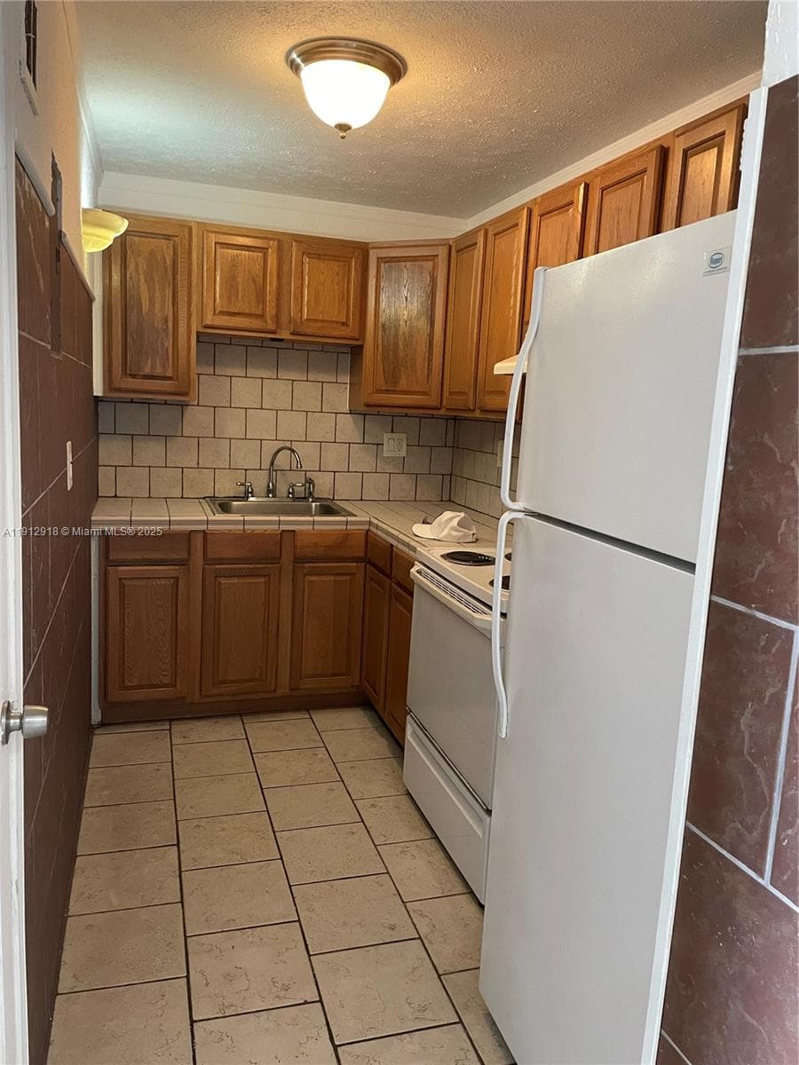 VICTORIA PARK CONDO · #1004 in Fort Lauderdale - Photo 15