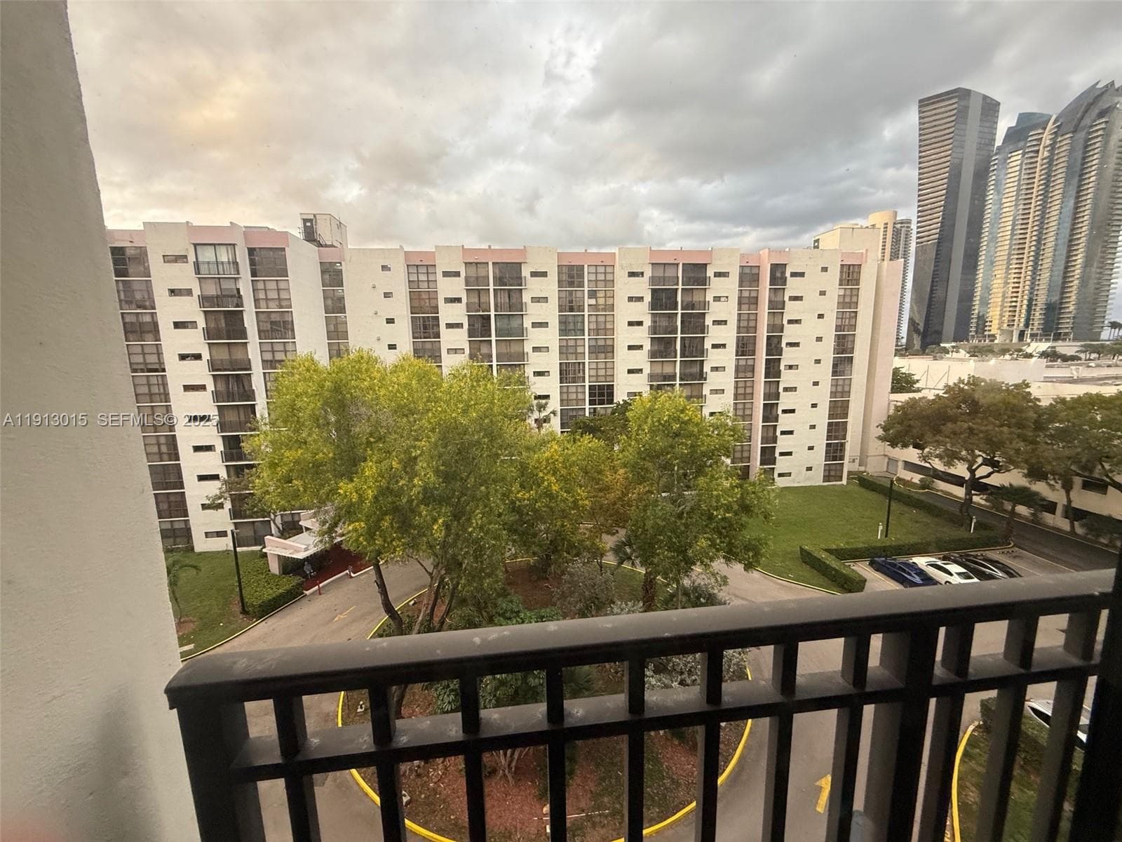 PLAZA OF AMERICAS CONDO P · #706 in Sunny Isles Beach - Photo 25