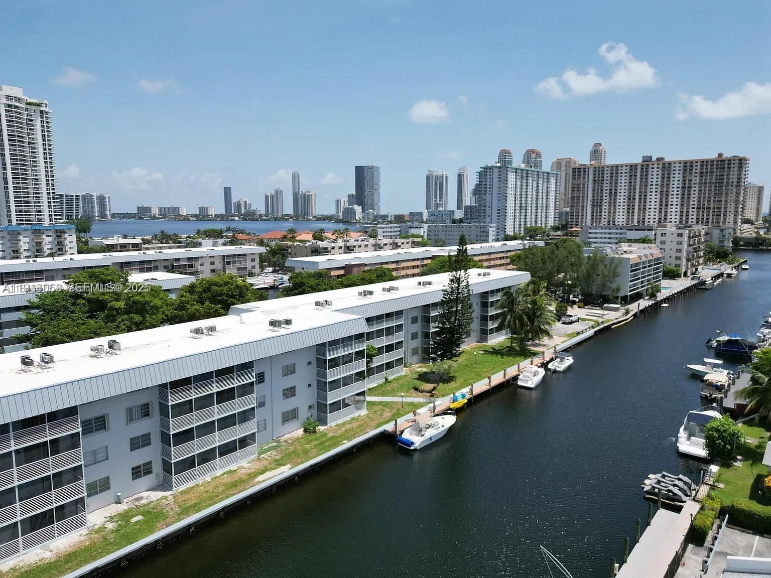 EDEN POINT SOUTH CONDO · #302 in North Miami Beach - Photo 22