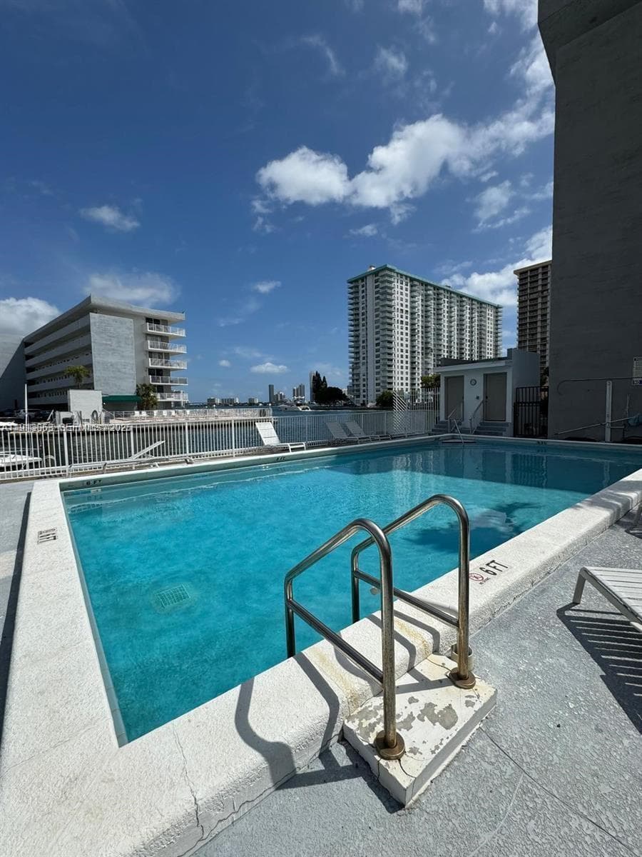 EDEN POINT SOUTH CONDO · #302 in North Miami Beach - Photo 24