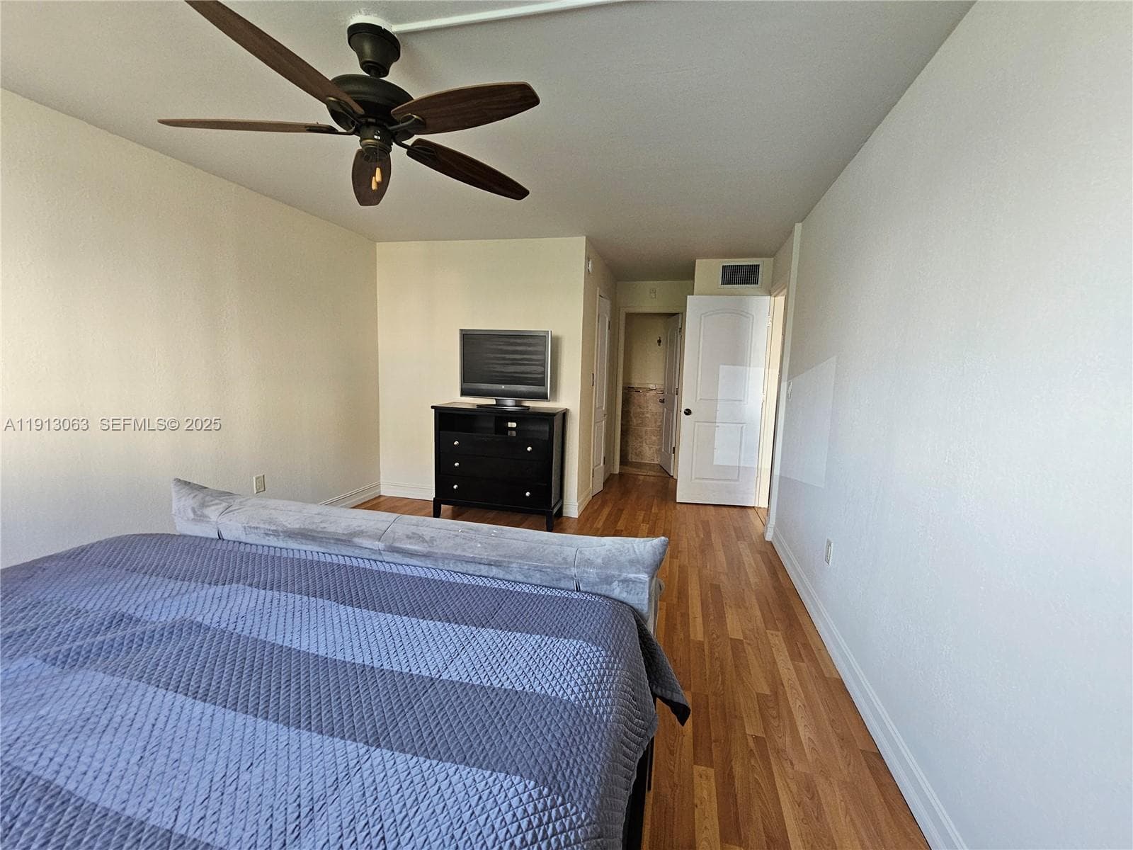 EDEN POINT SOUTH CONDO · #302 in North Miami Beach - Photo 11