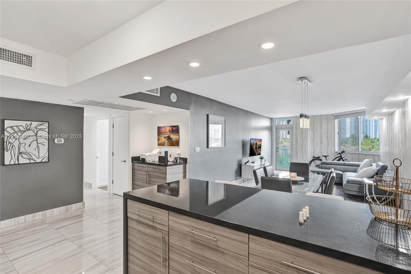 Ocean Reserve · #426 in Sunny Isles Beach - Photo 6