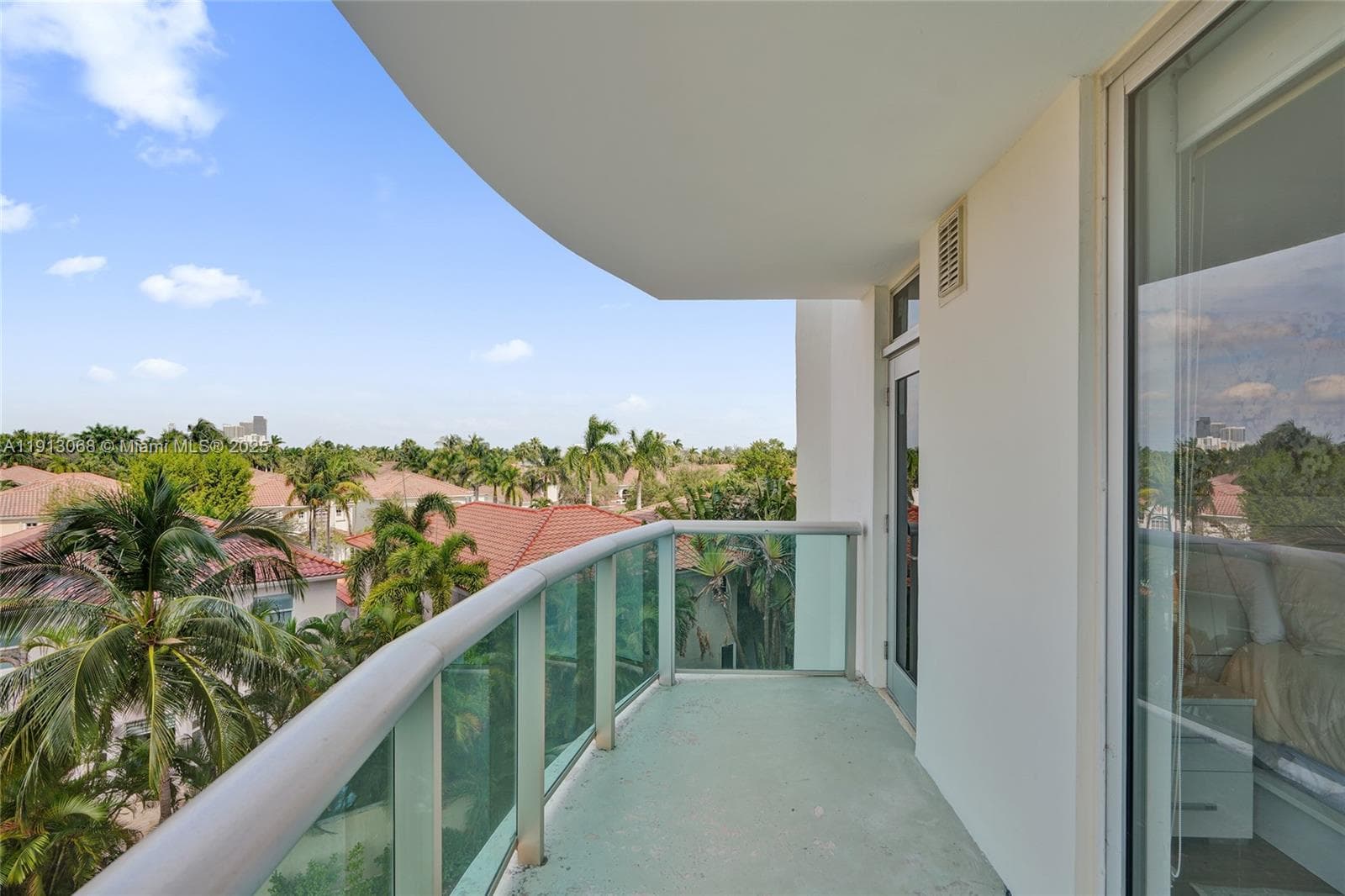 Ocean Reserve · #426 in Sunny Isles Beach - Photo 30