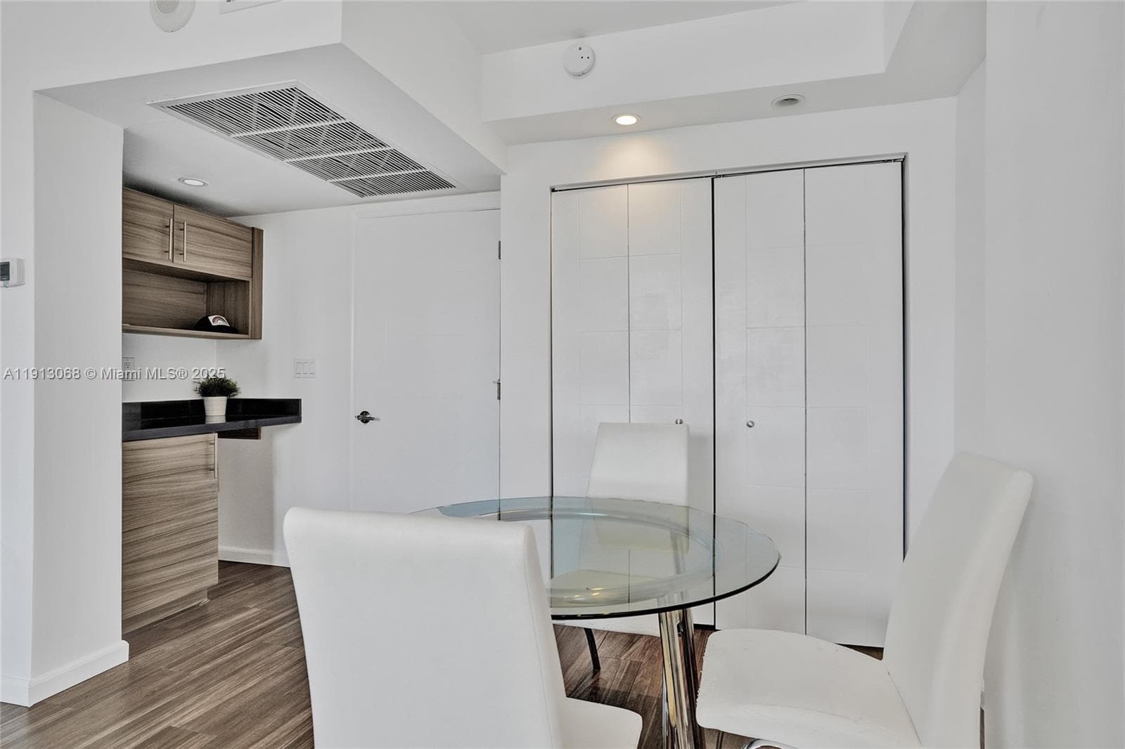 Ocean Reserve · #426 in Sunny Isles Beach - Photo 14