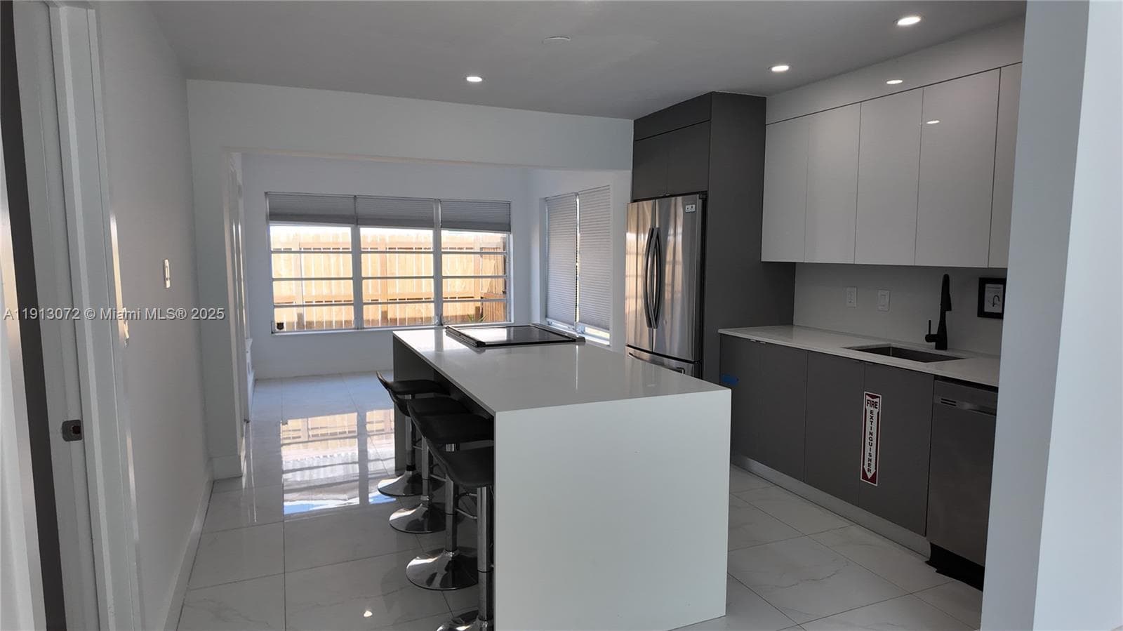 2100 N 57th Way photo 6