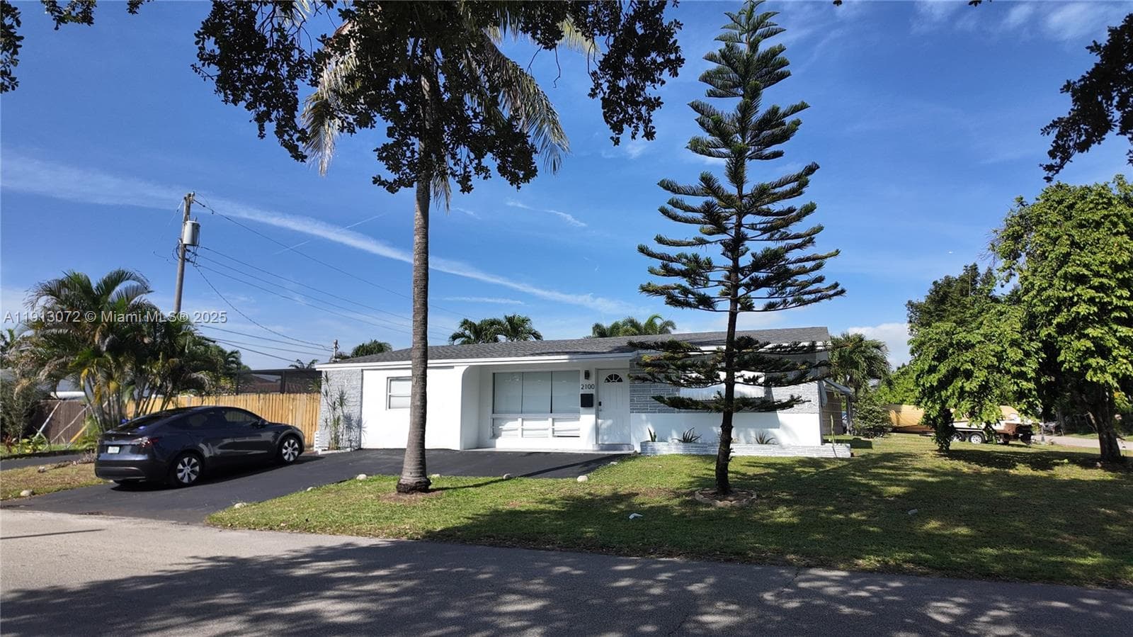 2100 N 57th Way photo 46