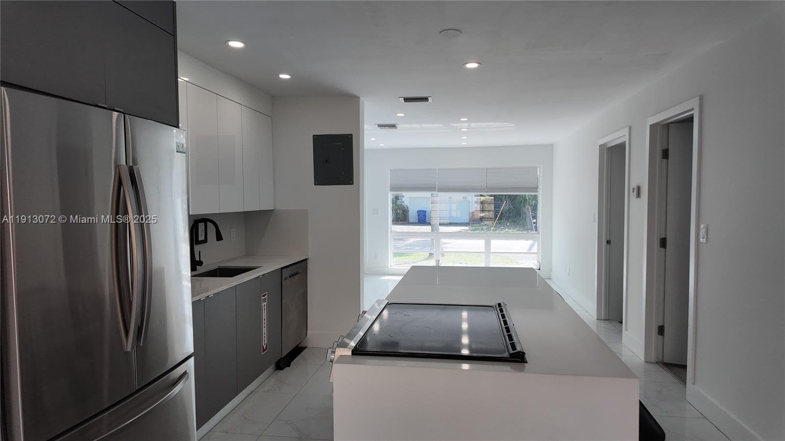 2100 N 57th Way photo 12