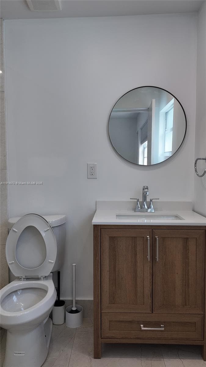 2100 N 57th Way photo 15
