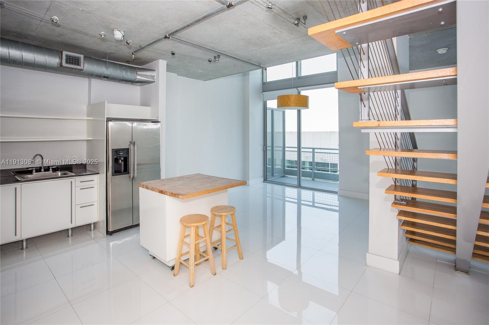 NEO VERTIKA CONDO · #PHI20 in Miami - Photo 1