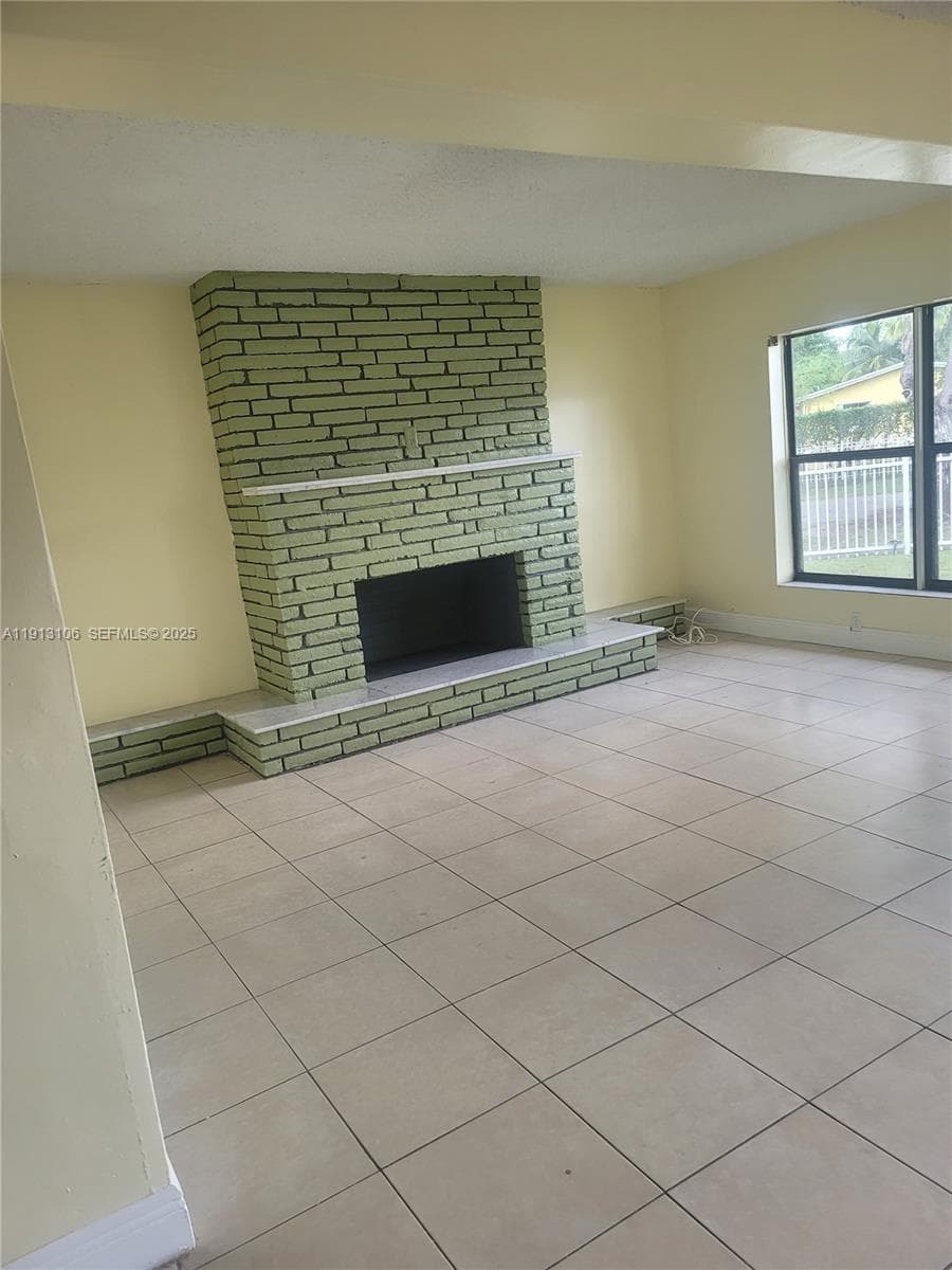 1290 NW 120th St #1290 photo 2