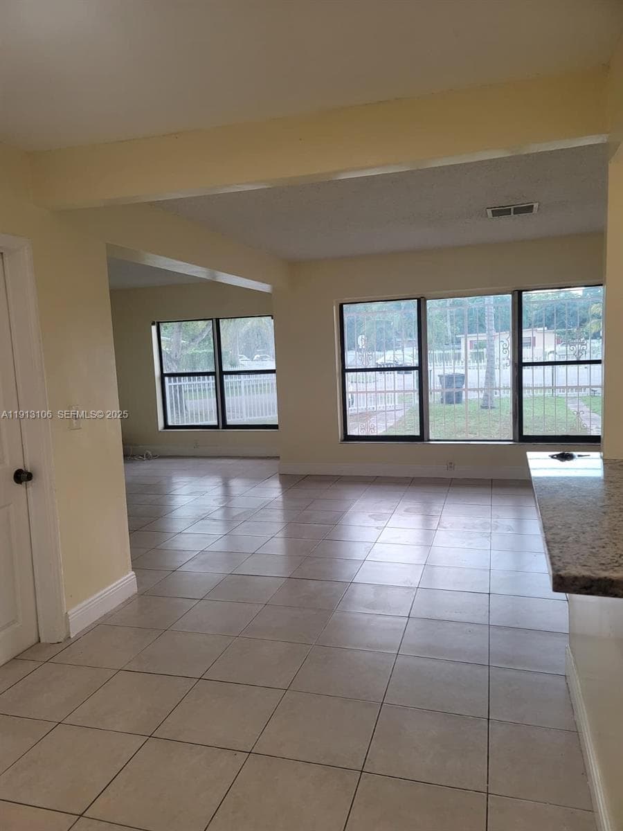 1290 NW 120th St #1290 photo 4