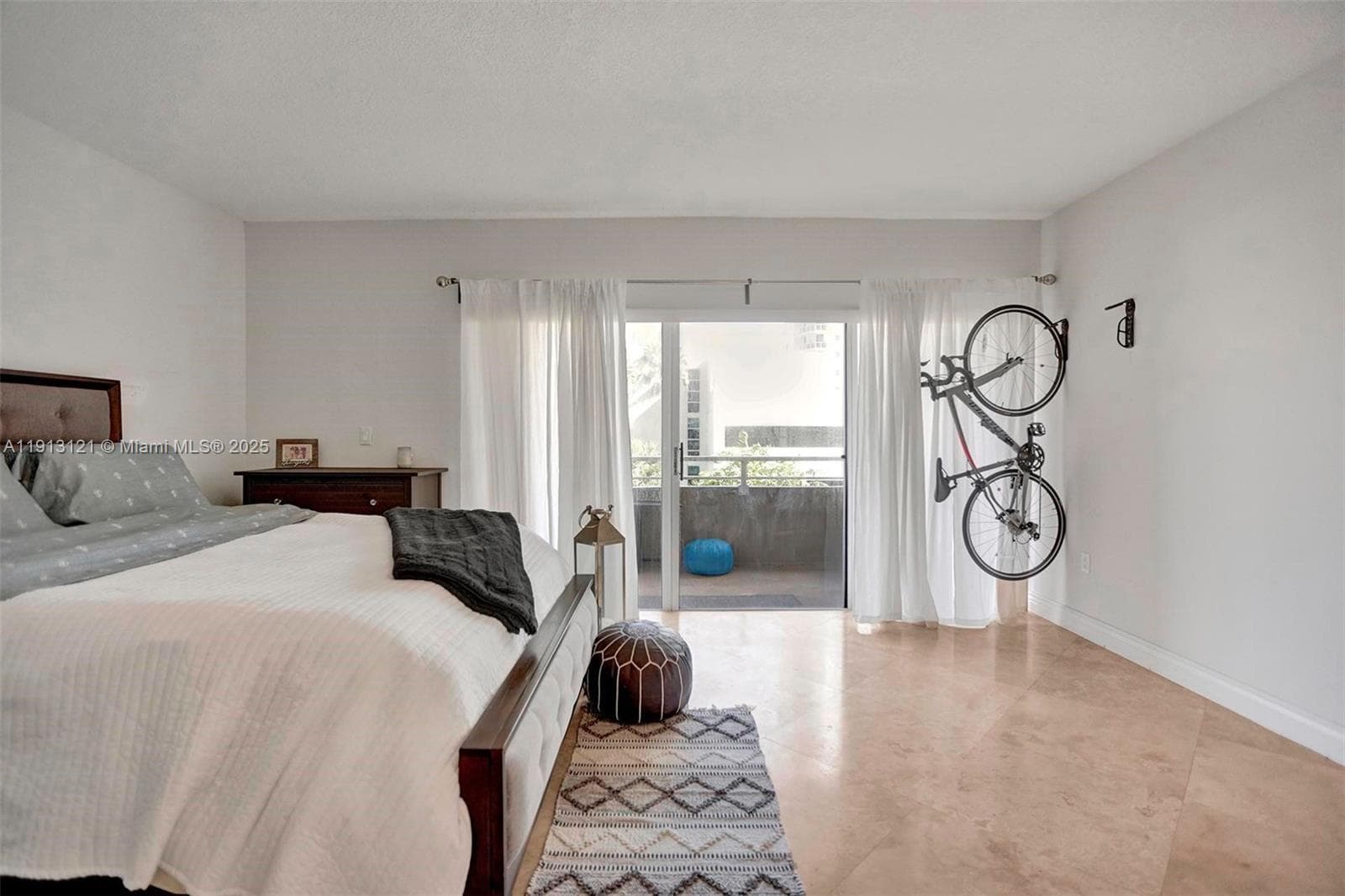 HEMISPHERES CONDO · #2J in Hallandale Beach - Photo 6