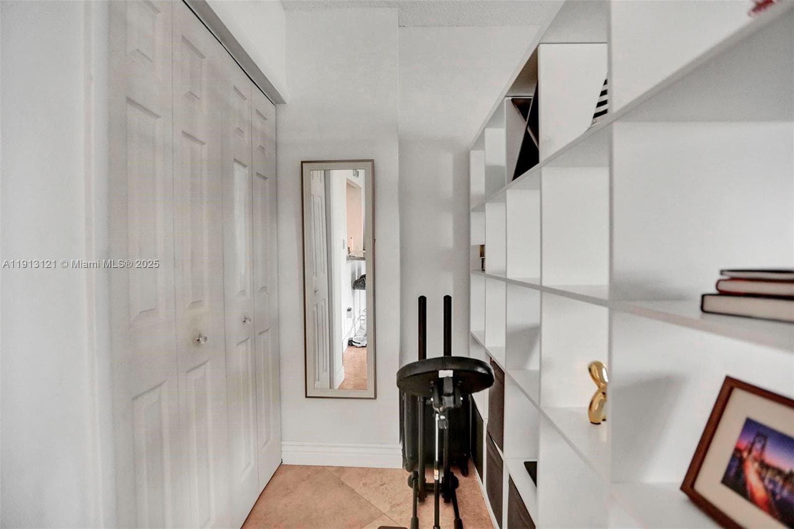 HEMISPHERES CONDO · #2J in Hallandale Beach - Photo 7