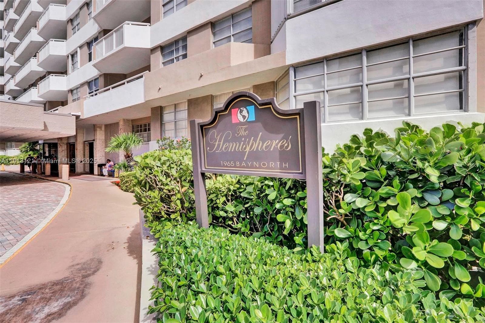 HEMISPHERES CONDO · #2J in Hallandale Beach - Photo 20