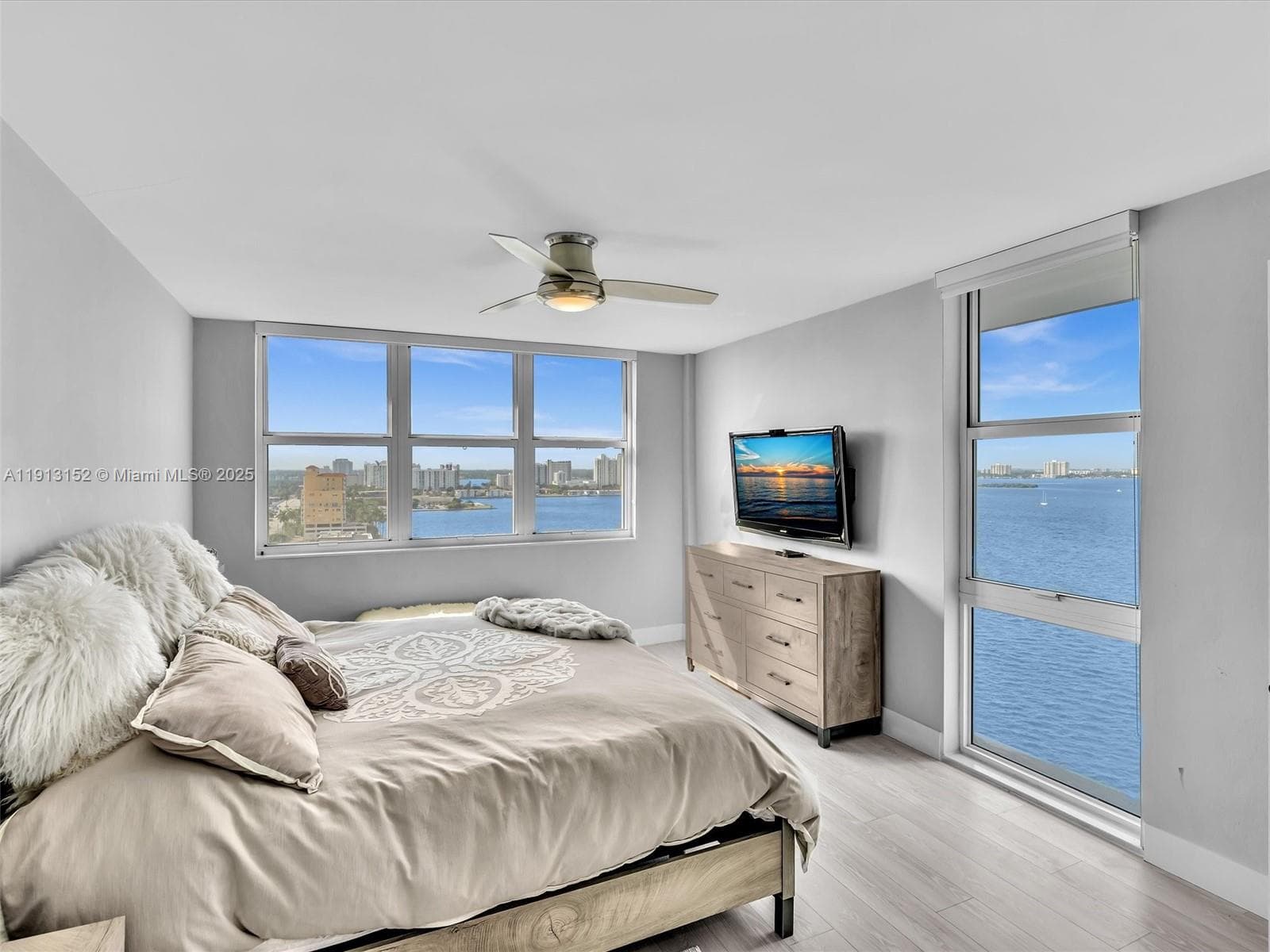 KENNEDY HOUSE CONDO · #PH-H in North Bay Village - Photo 27