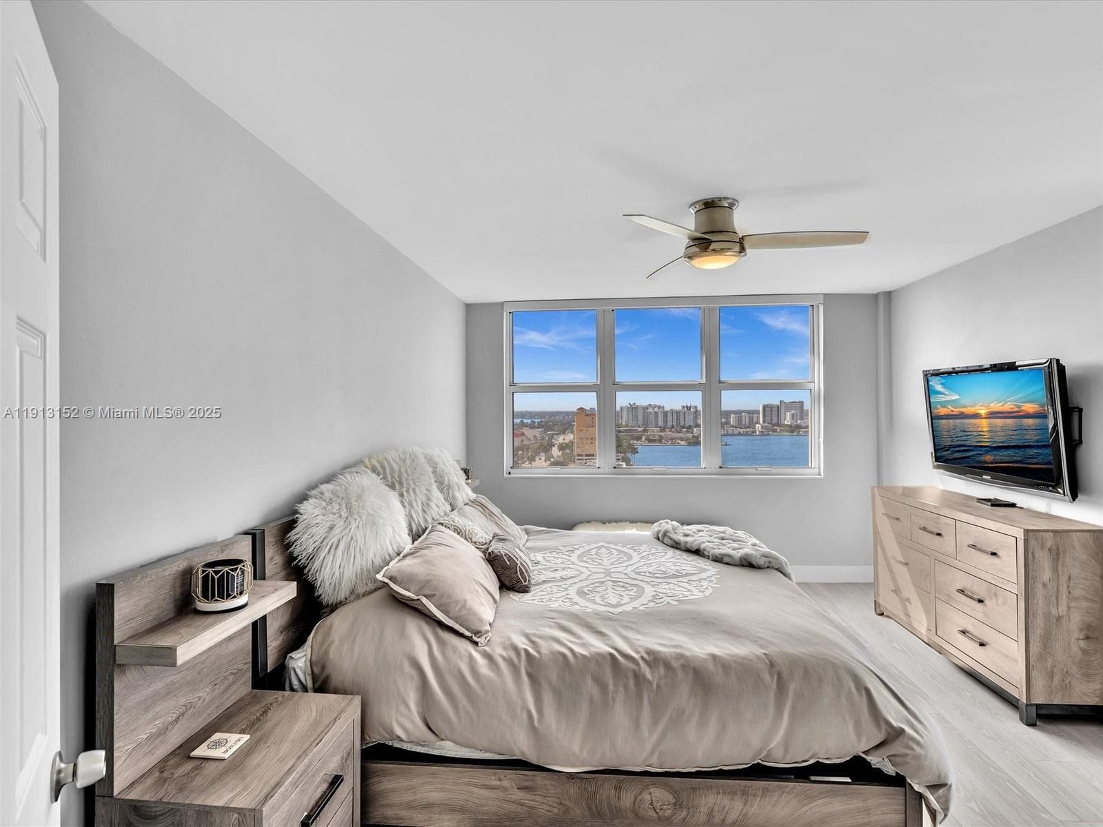 KENNEDY HOUSE CONDO · #PH-H in North Bay Village - Photo 28