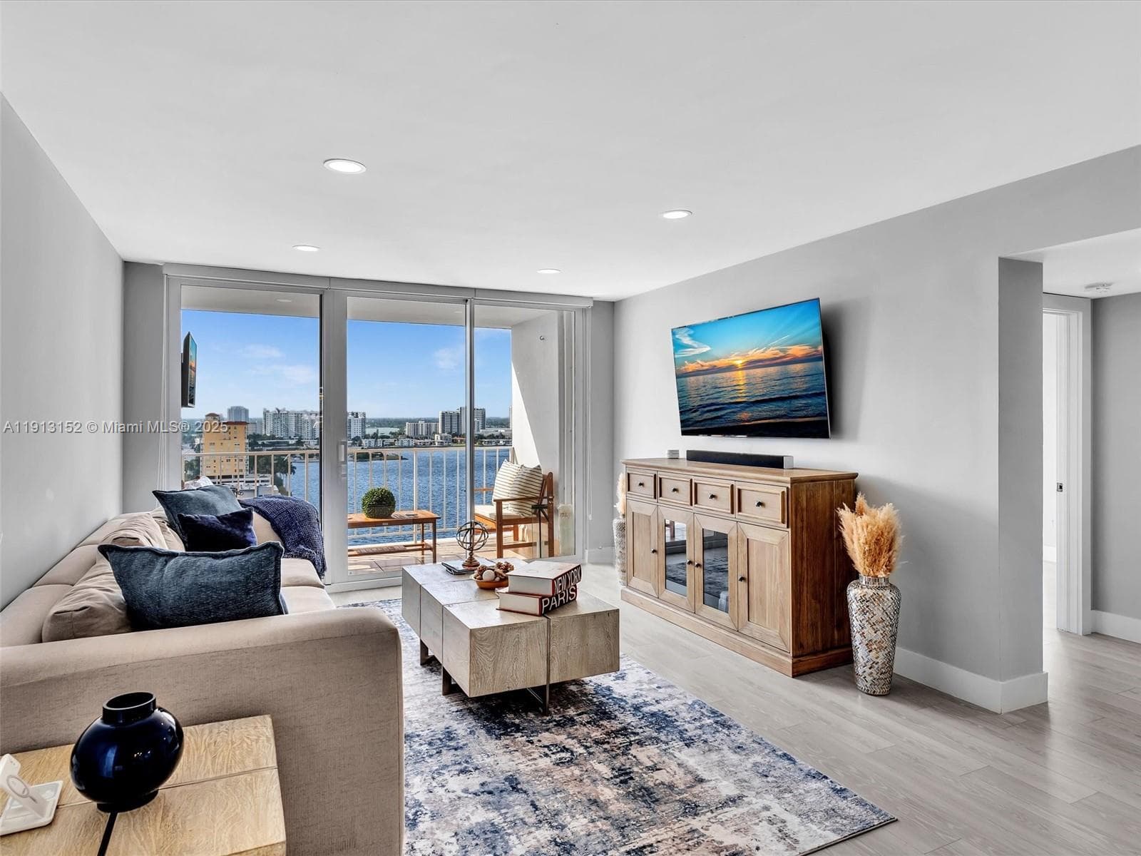 KENNEDY HOUSE CONDO · #PH-H in North Bay Village - Photo 10