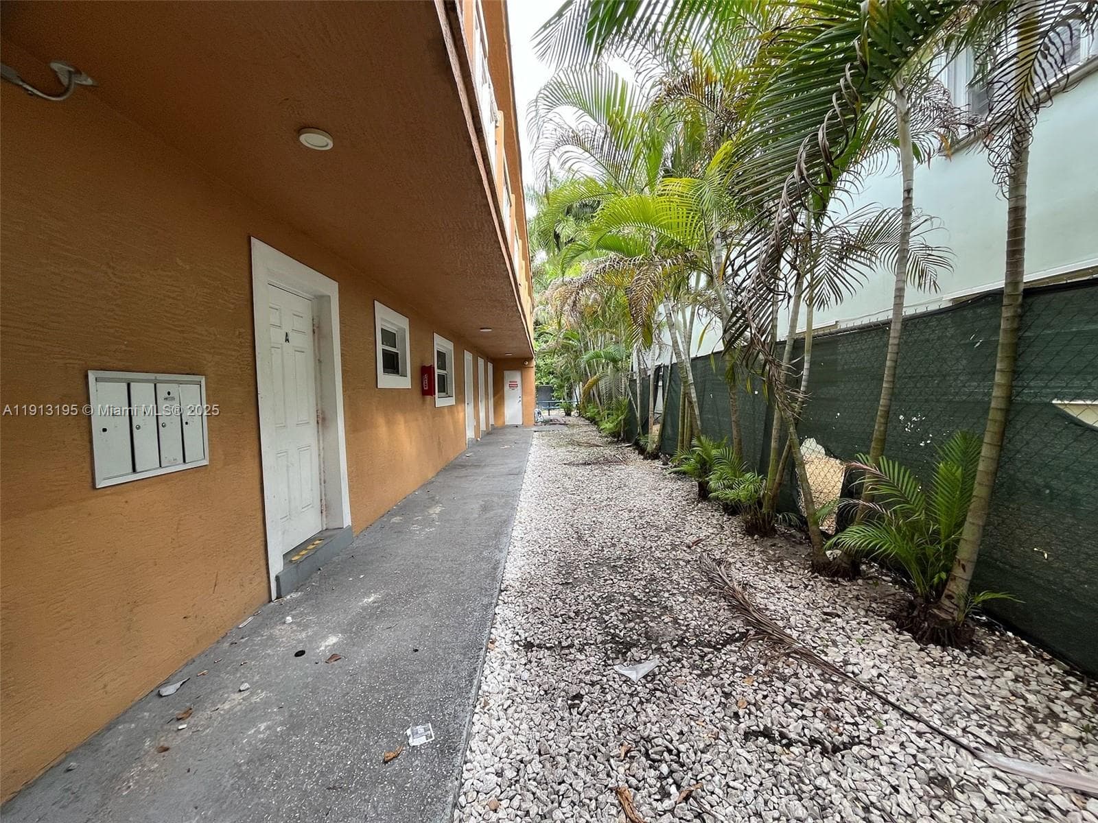 RIVERSIDE NO 2 · #1 in Fort Lauderdale - Photo 10