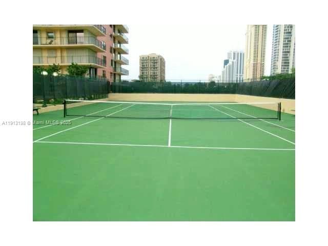 Winston Towers 700 · #M10 in Sunny Isles Beach - Photo 23