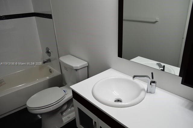 Winston Towers 700 · #M10 in Sunny Isles Beach - Photo 9