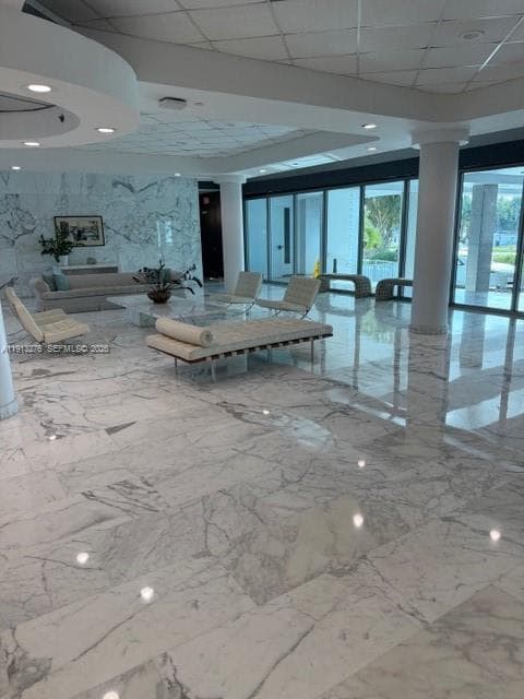 Crystal House · #9A in Miami Beach - Photo 13