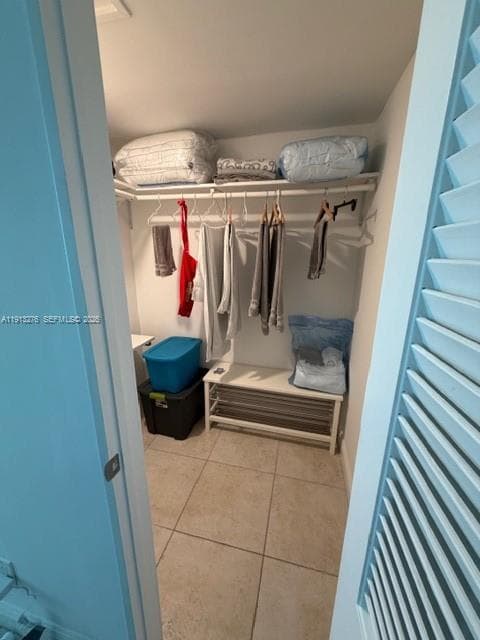 Crystal House · #9A in Miami Beach - Photo 10