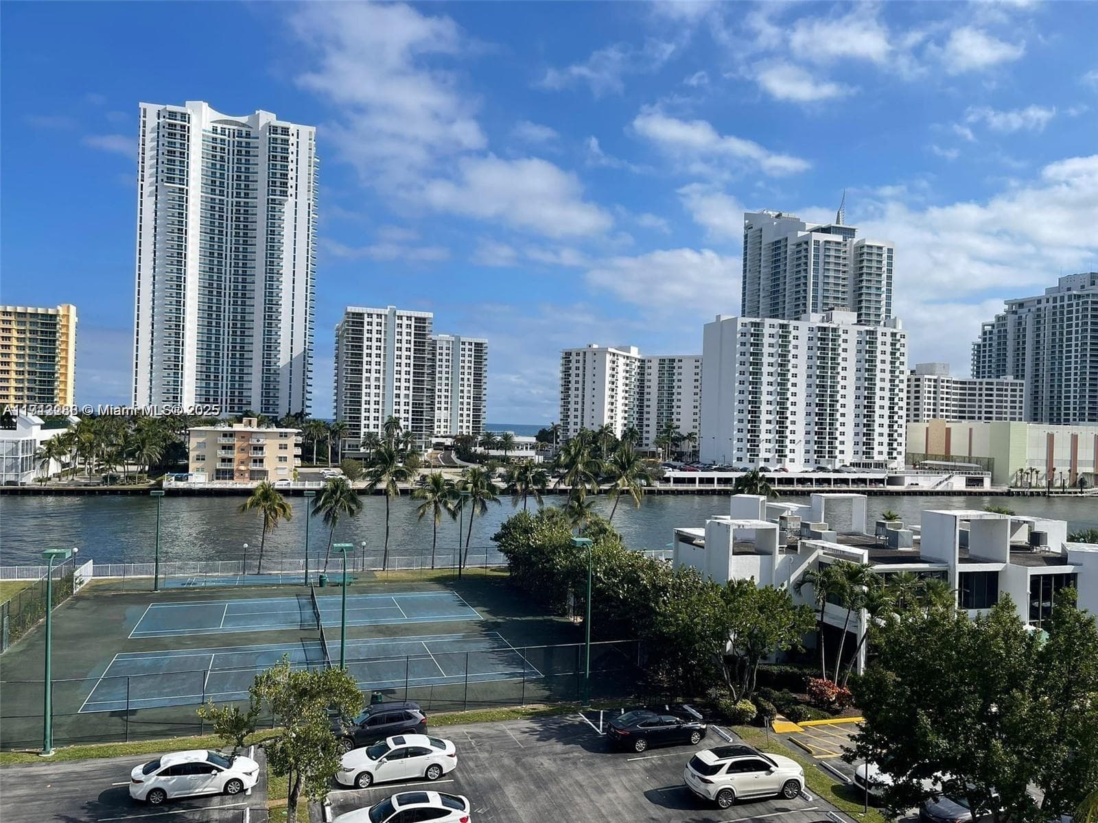 OCEANVIEW PARK CONDO · #226 in Hallandale Beach - Photo 1