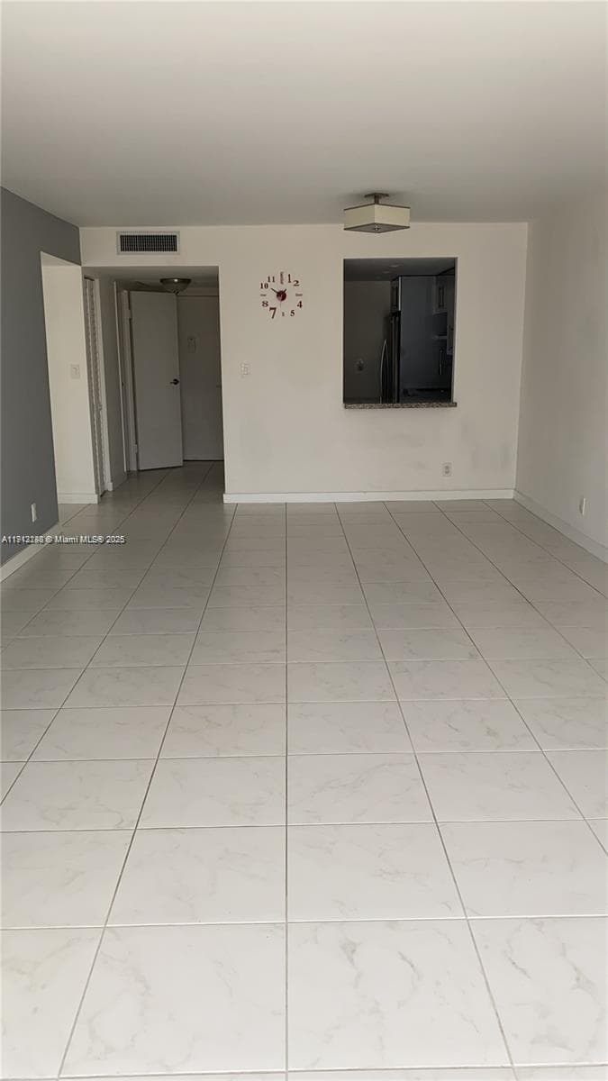 OCEANVIEW PARK CONDO · #226 in Hallandale Beach - Photo 8