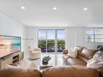 CORINTHIAN CONDO · #15A in Miami Beach - Photo 9